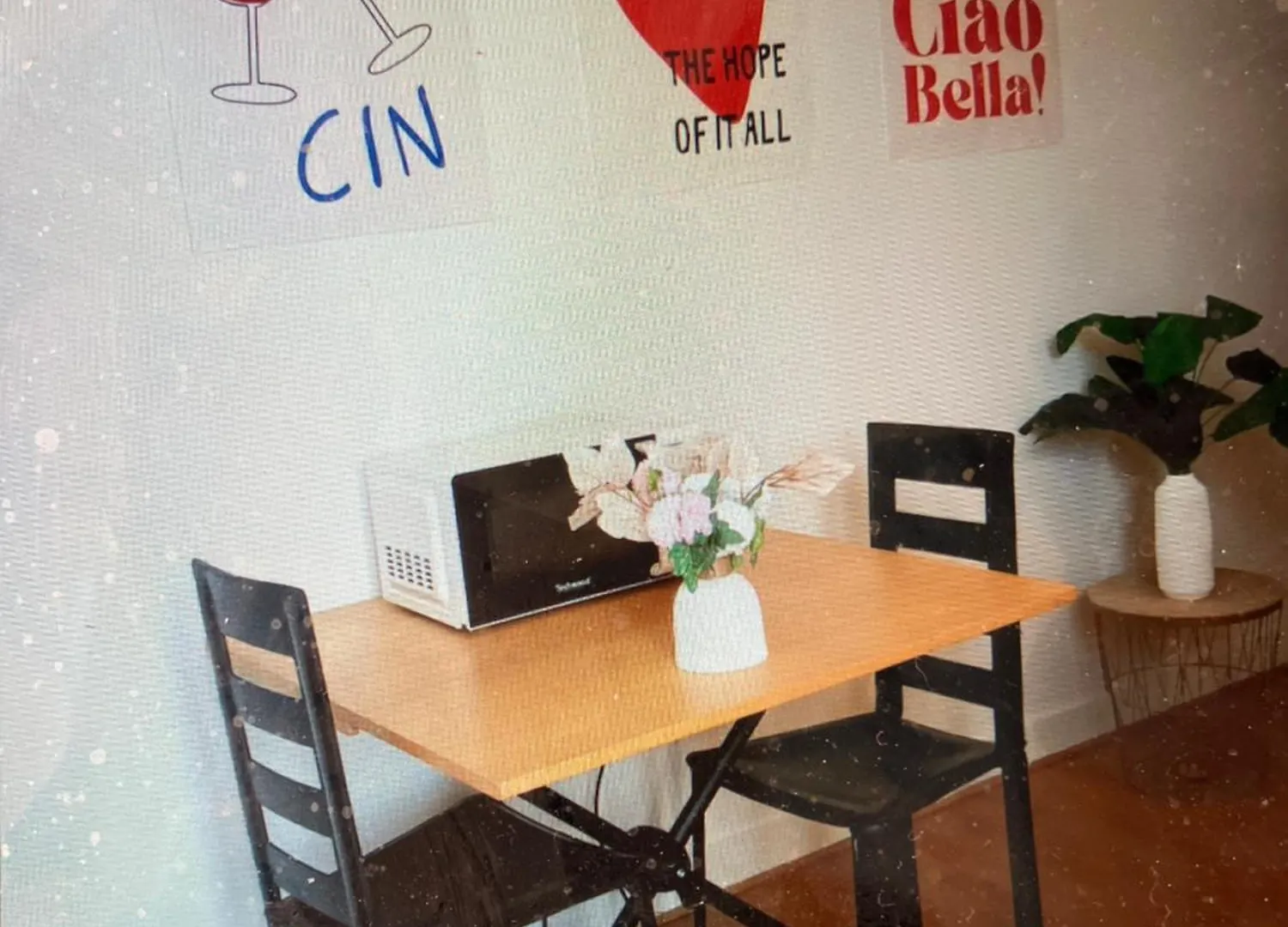 Appartement Ensoleille, Calme Rue Jonquoy, 14E Arrondissement Paris 0*,  France